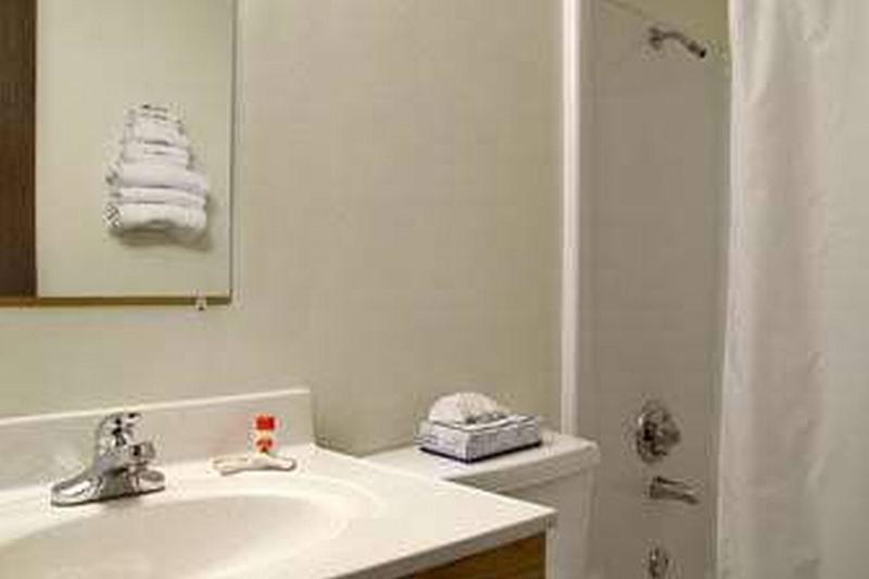 Travelodge Yankton Δωμάτιο φωτογραφία